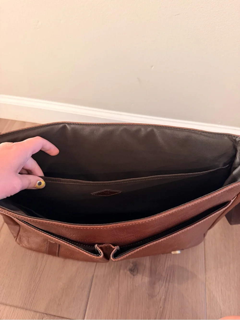 Fossil Brown Leather Messenger Bag with Dark Brown Strap